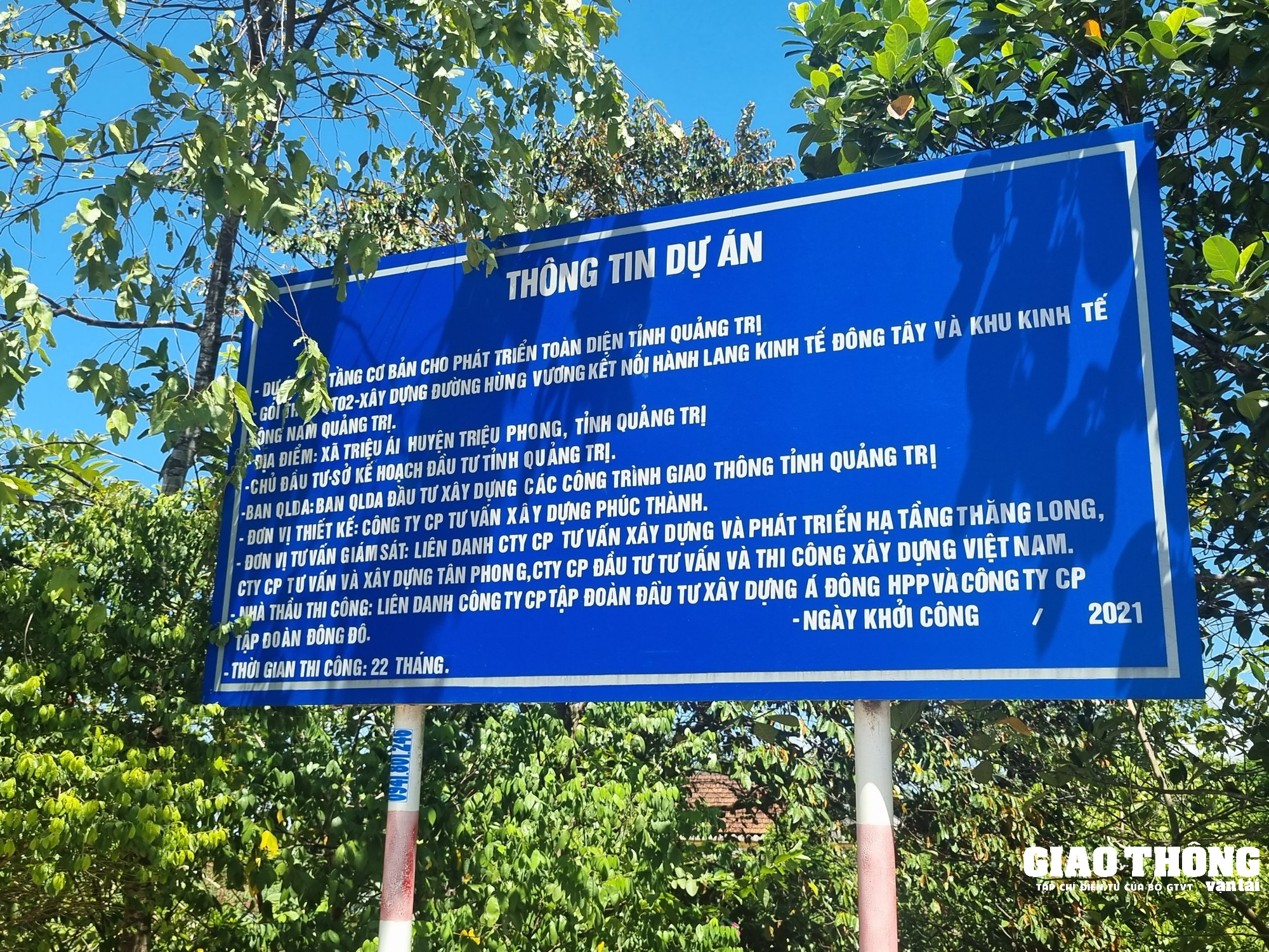 Dự án đường giao thông tiền tỷ 'nhếch nhác' khiến người dân bức xúc - Ảnh 14.