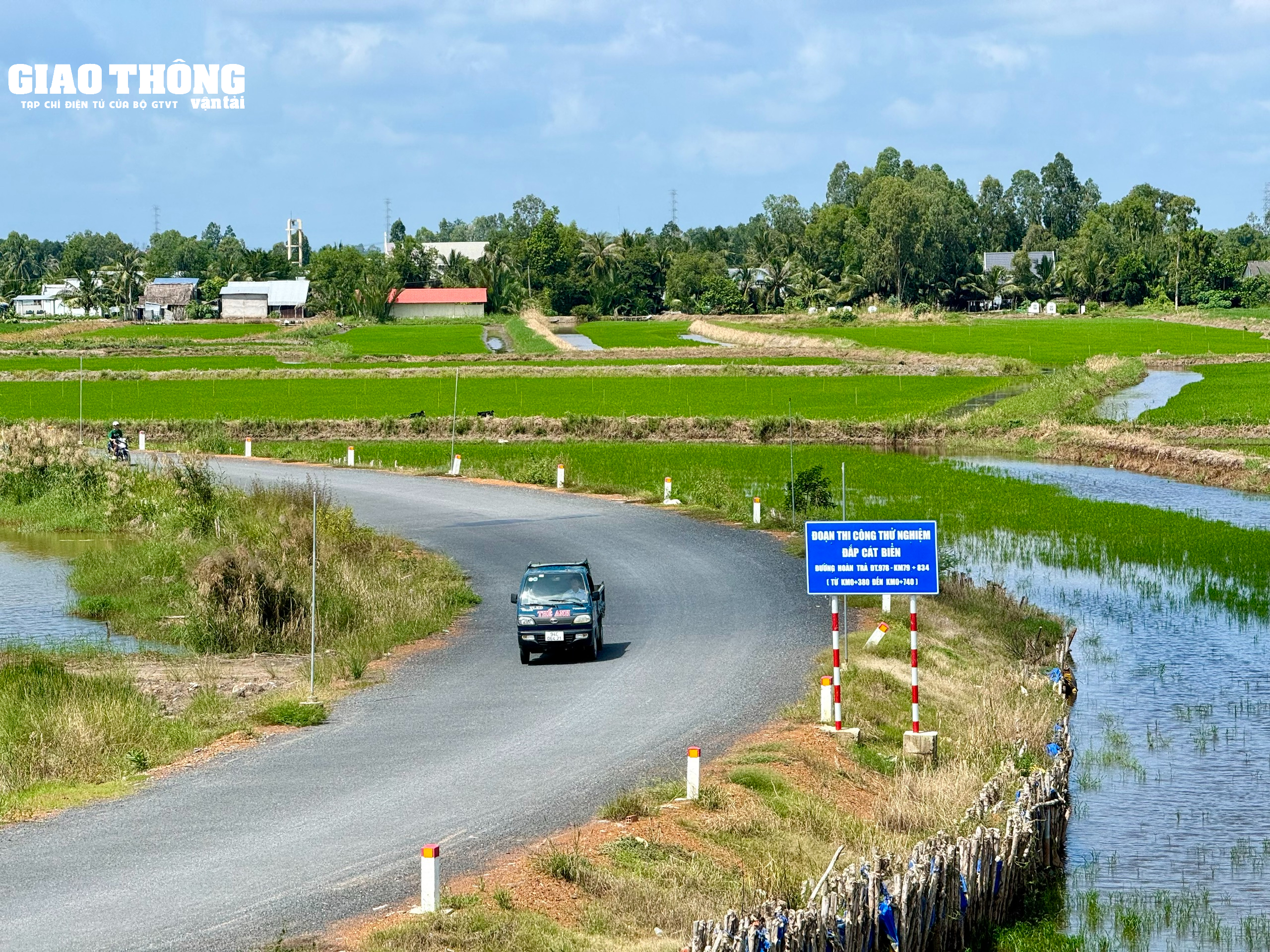 Tận thấy những cánh đồng lúa xanh mướt tại điểm thi công cát biển - Ảnh 2.