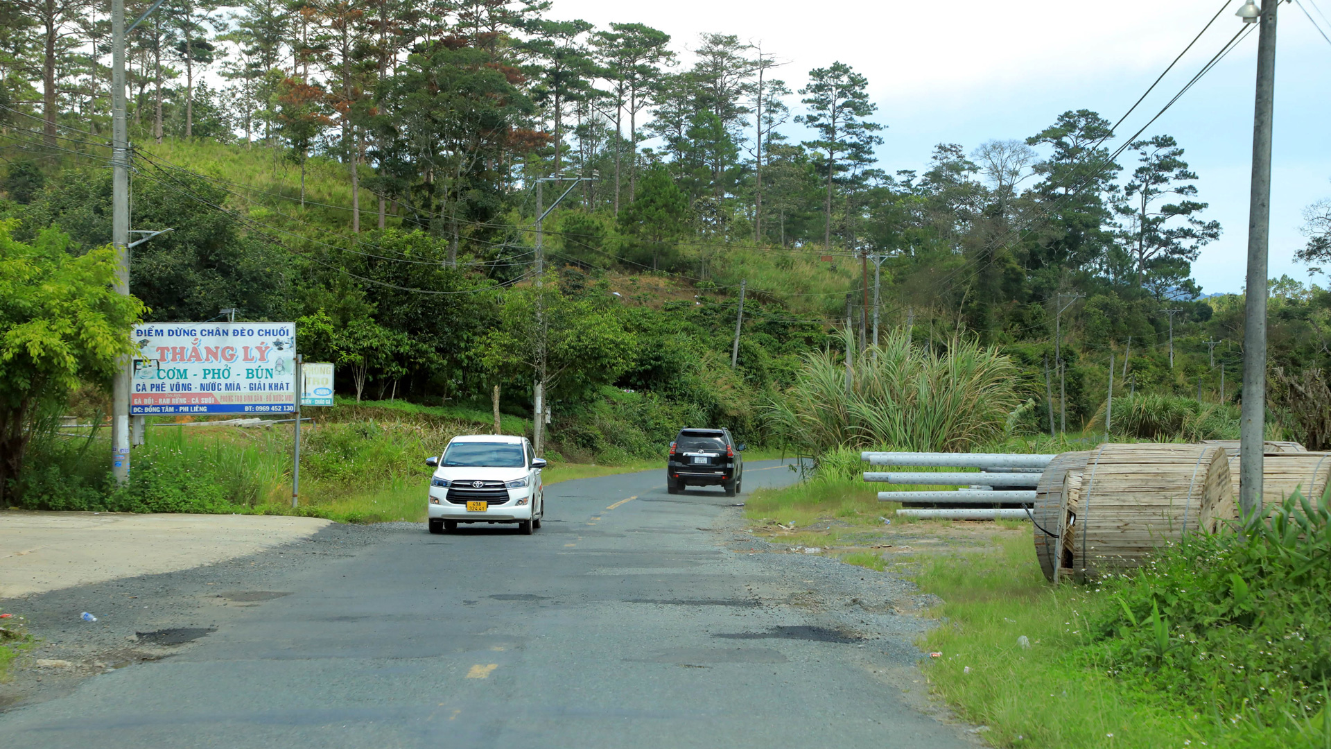 Xem xét đầu tư nâng cấp nhiều tuyến quốc lộ qua Lâm Đồng - Ảnh 1.