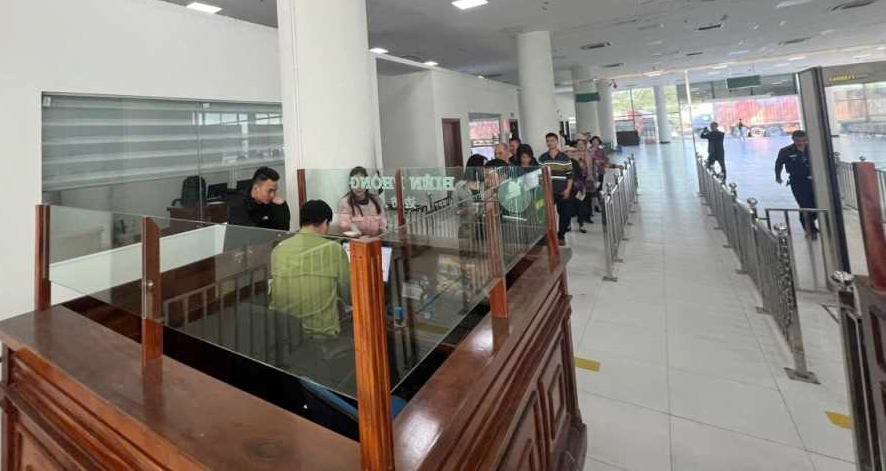 Khôi phục tuyến vận tải hành khách quốc tế Phòng Thành Cảng (Trung Quốc) - Tiên Yên (Việt Nam) - Ảnh 2. Khôi phục tuyến vận tải hành khách quốc tế Phòng Thành Cảng (Trung Quốc) - Tiên Yên (Việt Nam) - Ảnh 2.