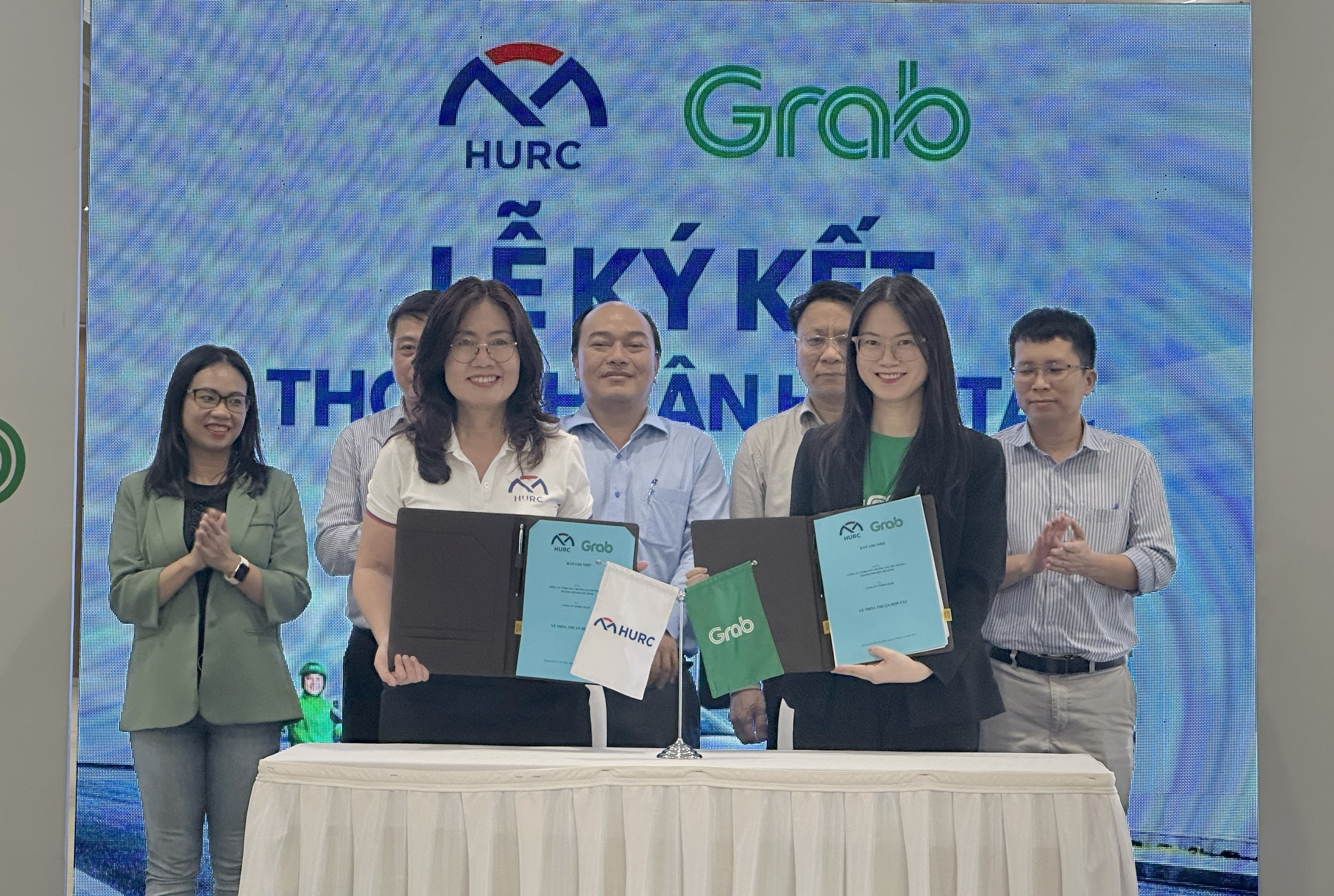 Tuyến metro số 1 và Grab thúc đẩy giao thông thông minh tại TP. HCM - Ảnh 1.