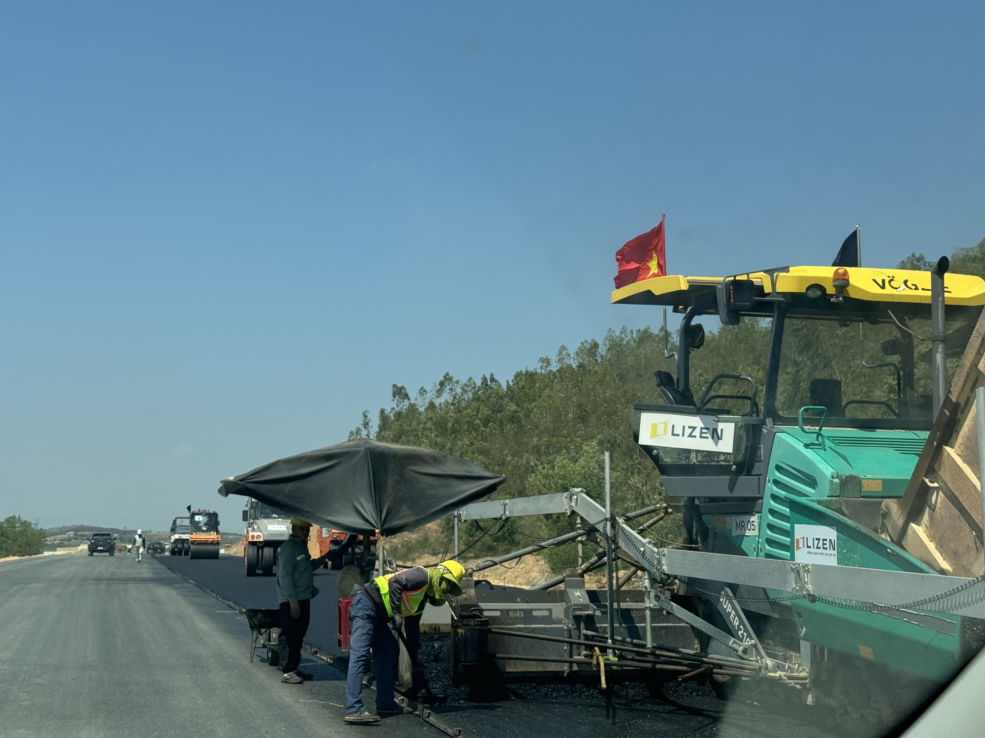 Kiểm soát chặt tiến độ, chất lượng cao tốc Vân Phong - Nha Trang- Ảnh 1.