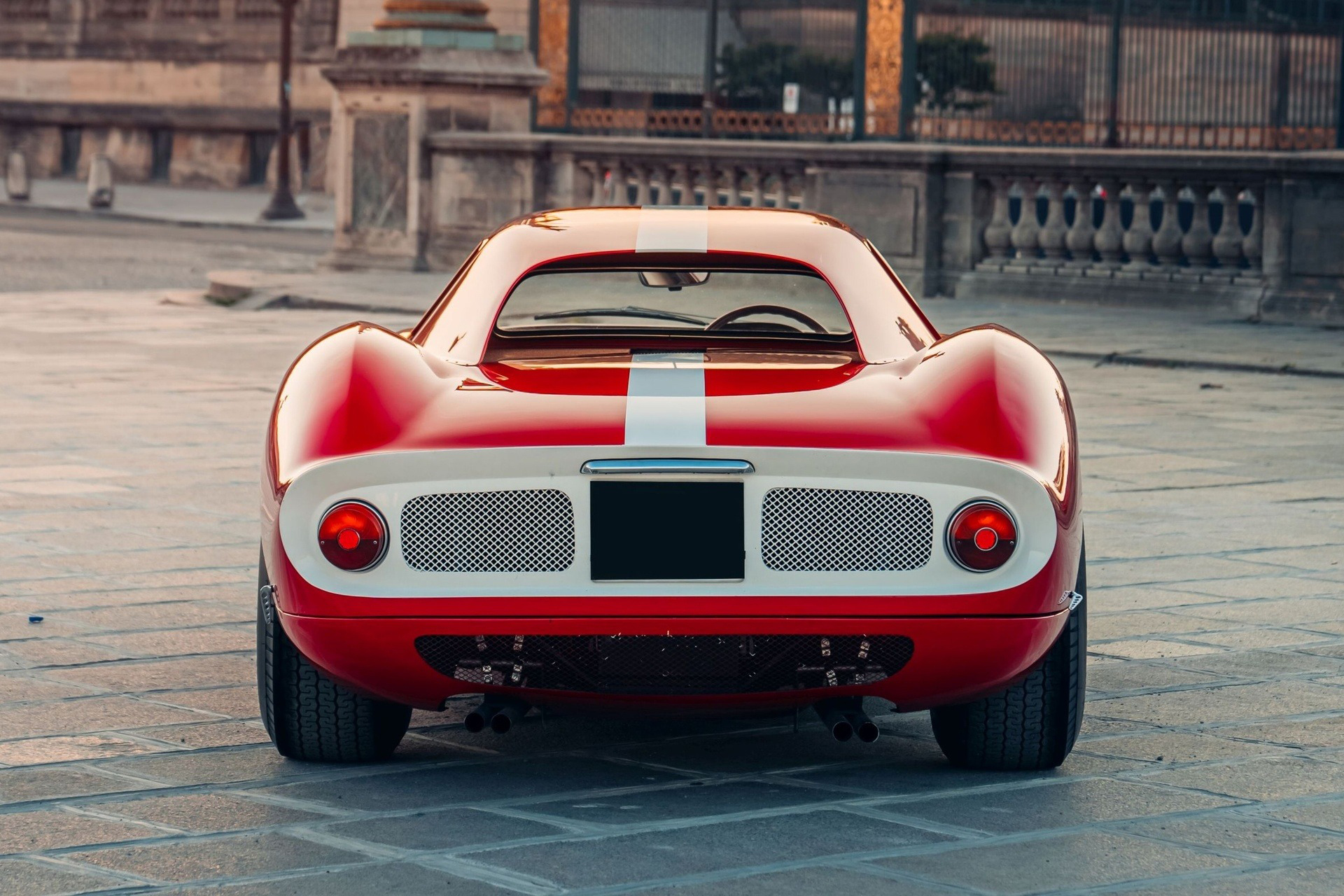 Top 10 chiếc ô tô cũ có giá cao nhất thế giới- Ảnh 18.