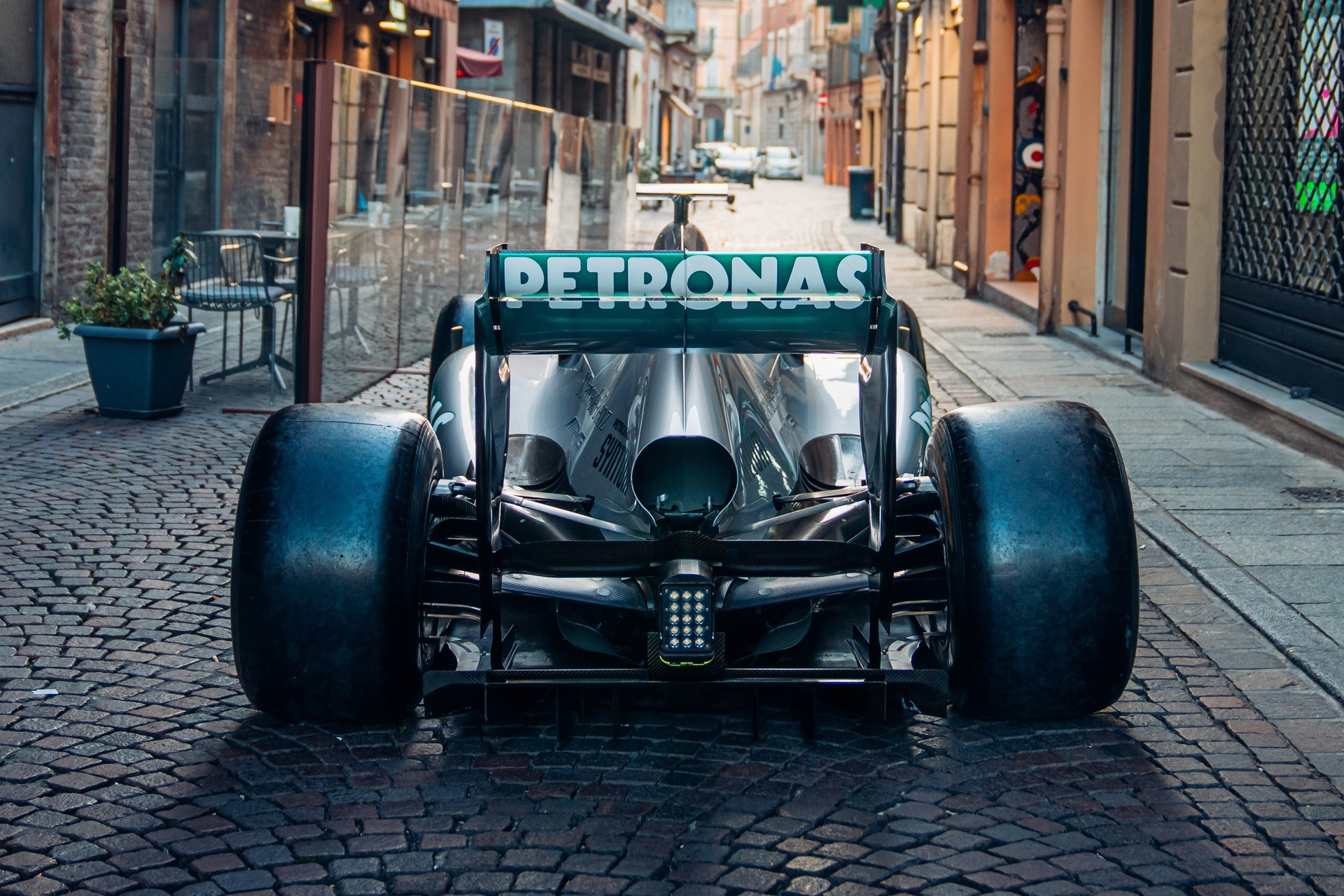 Top 10 chiếc ô tô cũ có giá cao nhất thế giới- Ảnh 24.