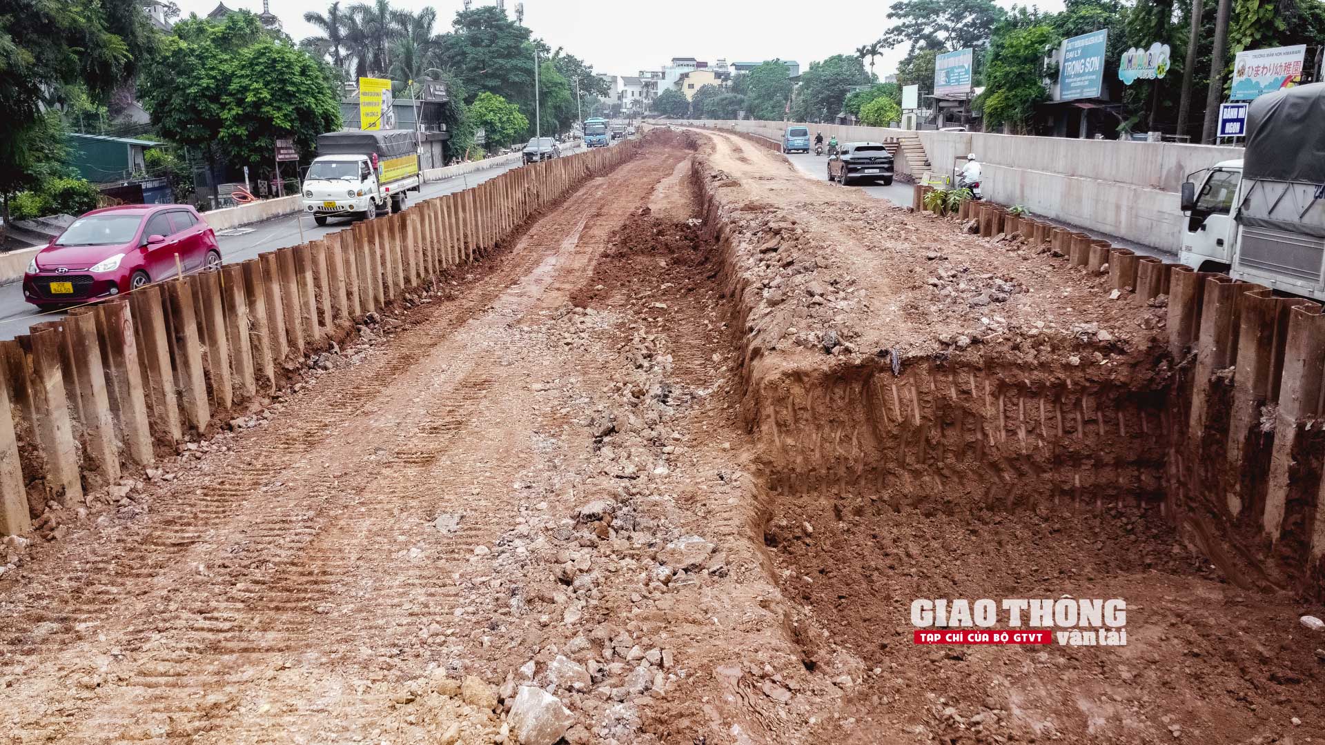 Trắng đêm thi công ở dự án giao thông phức tạp nhất Hà Nội
- Ảnh 27.