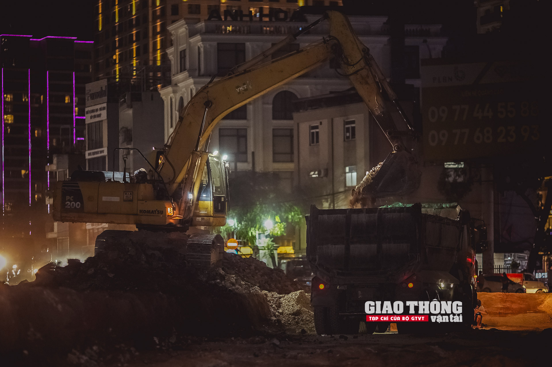 Trắng đêm thi công ở dự án giao thông phức tạp nhất Hà Nội
- Ảnh 4.