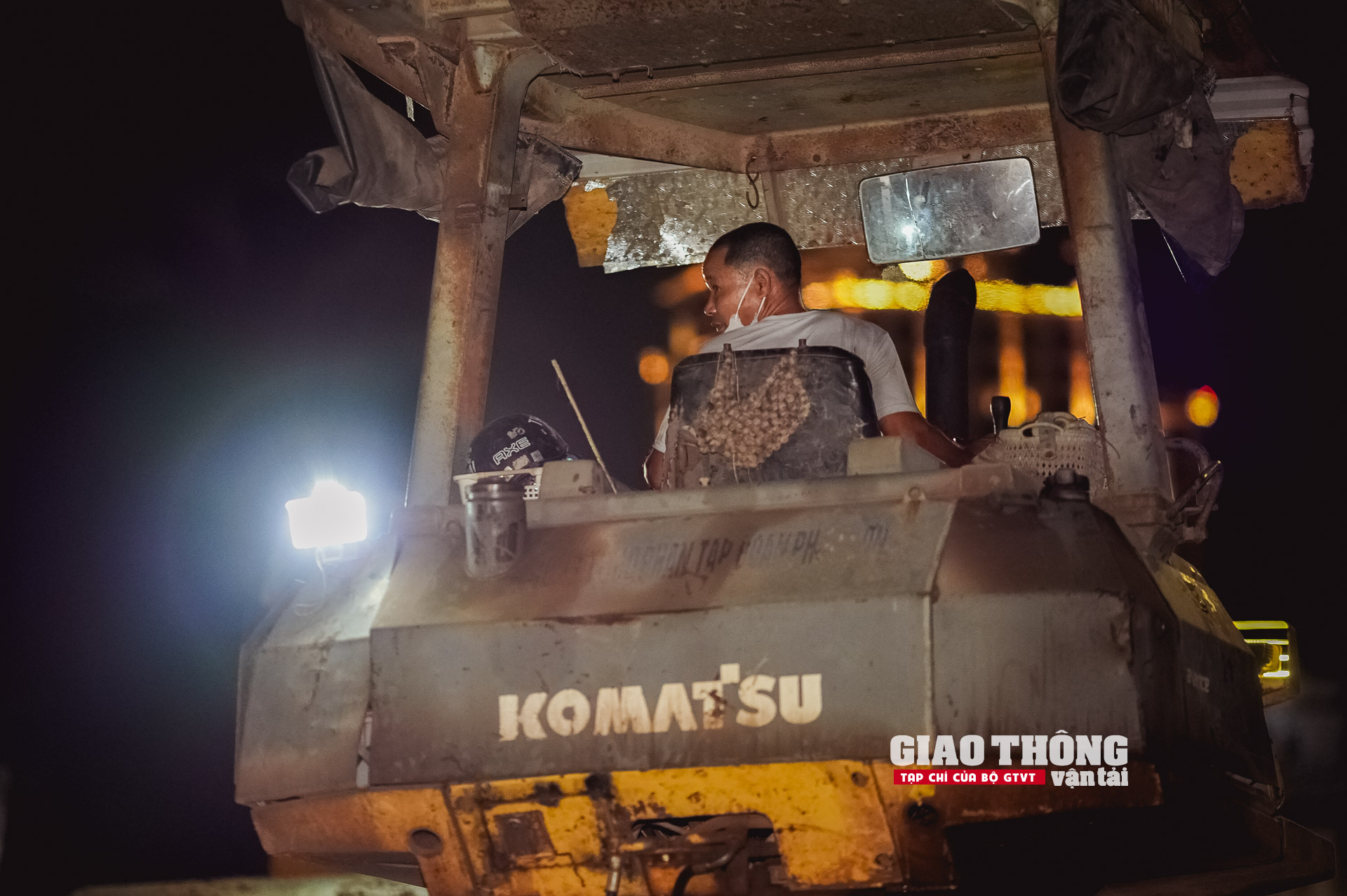 Trắng đêm thi công ở dự án giao thông phức tạp nhất Hà Nội
- Ảnh 10.