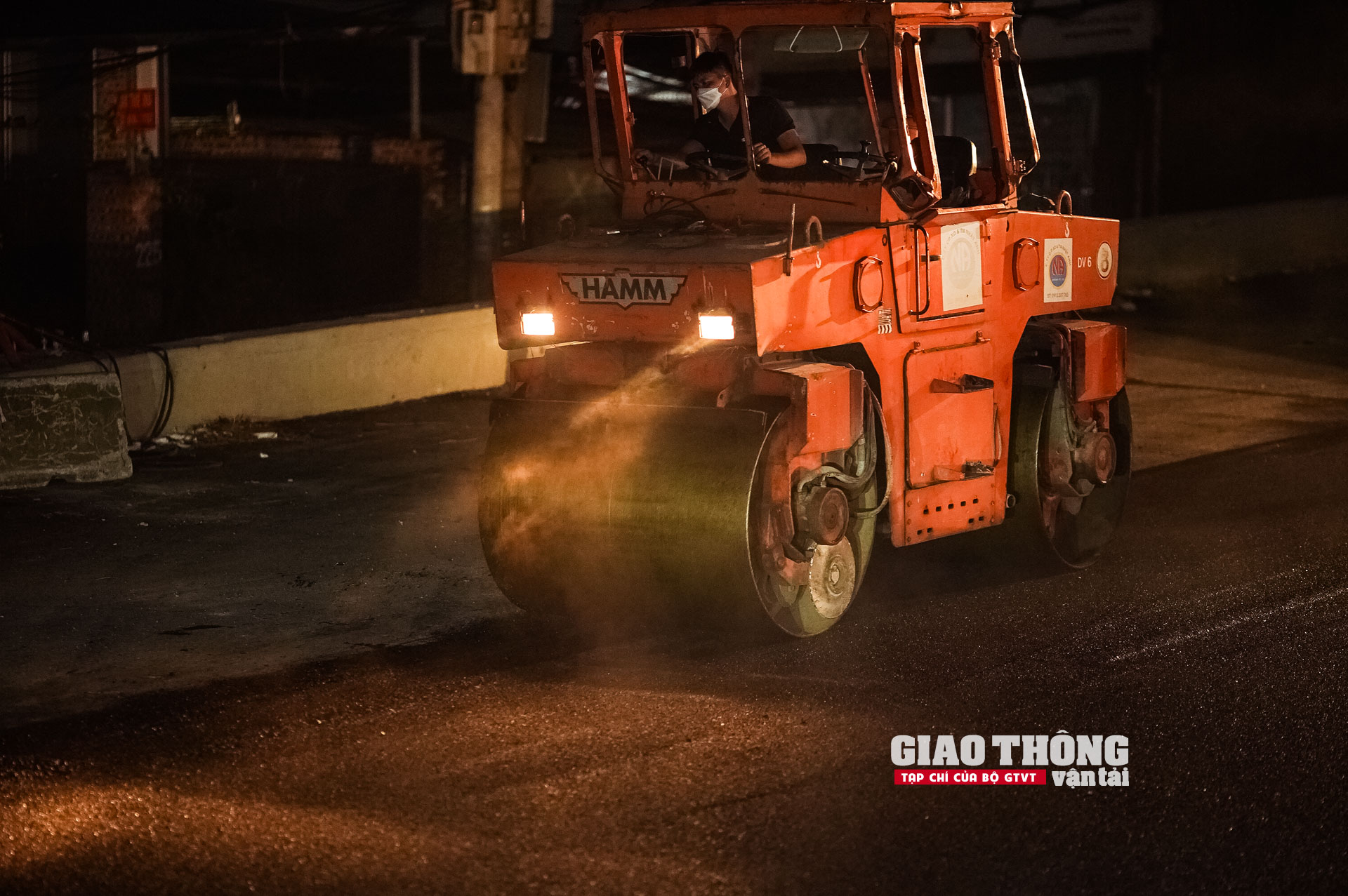Trắng đêm thi công ở dự án giao thông phức tạp nhất Hà Nội
- Ảnh 15.
