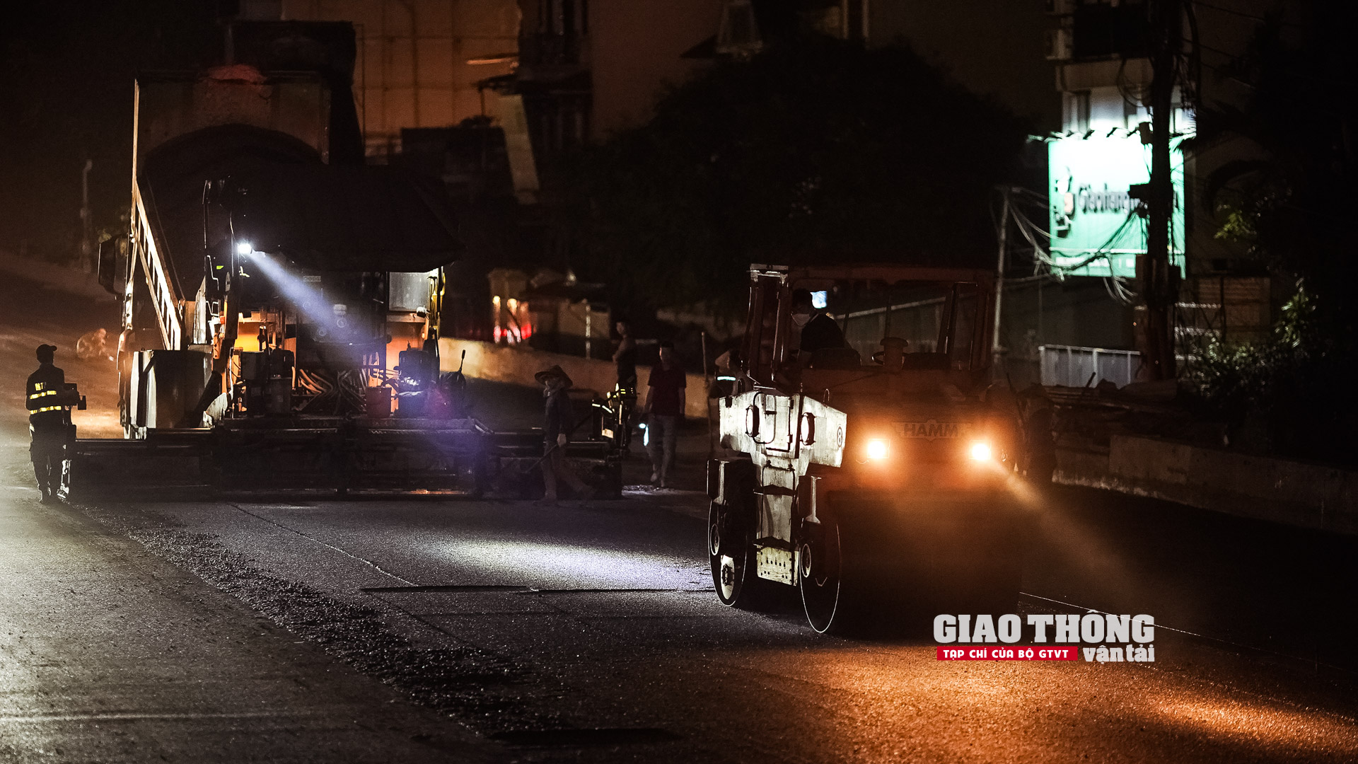 Trắng đêm thi công ở dự án giao thông phức tạp nhất Hà Nội
- Ảnh 11.