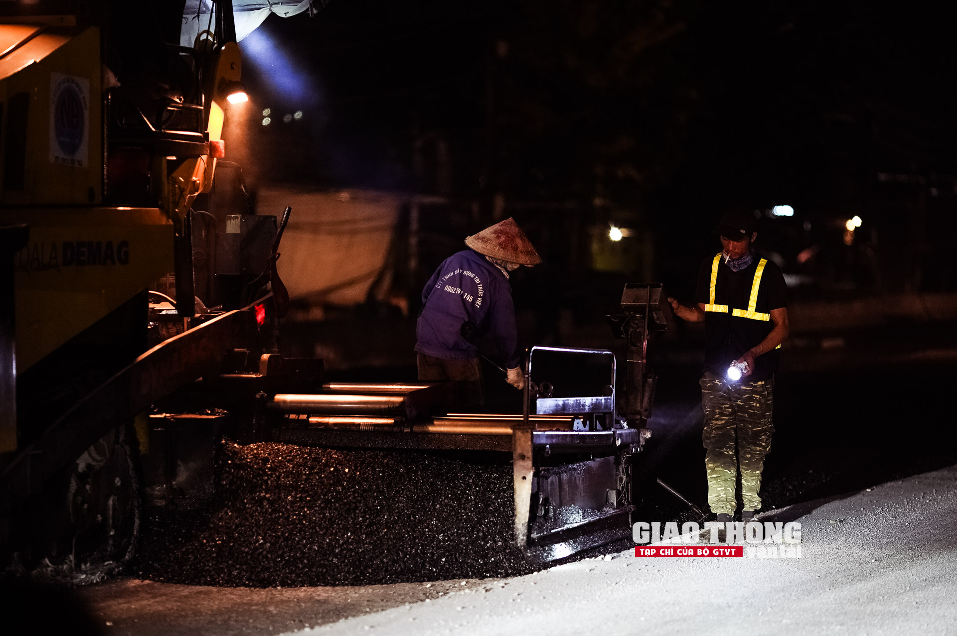 Trắng đêm thi công ở dự án giao thông phức tạp nhất Hà Nội
- Ảnh 13.