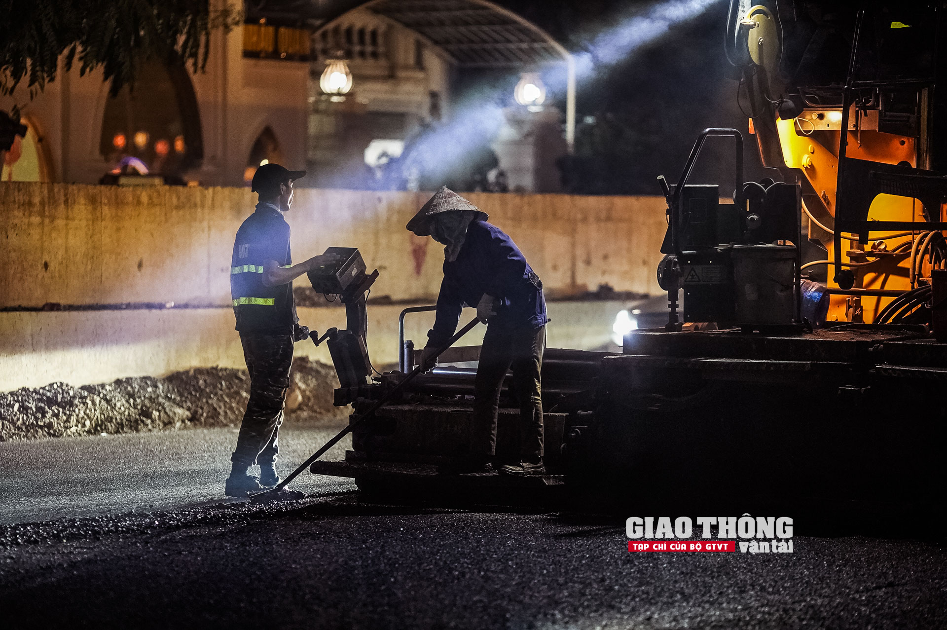 Trắng đêm thi công ở dự án giao thông phức tạp nhất Hà Nội
- Ảnh 14.
