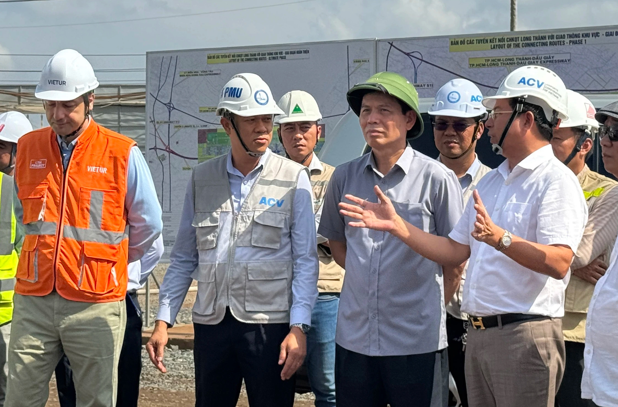 Thứ trưởng Lê Anh Tuấn: Chú trọng đảm bảo an toàn mùa mưa bão sắp tới tại dự án sân bay Long Thành- Ảnh 1.