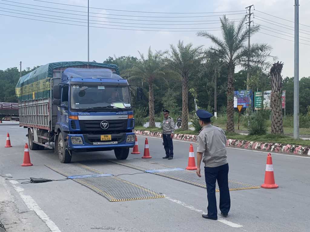 Quảng Ninh: Đa dạng hóa các hình thức tuyên truyền ATGT- Ảnh 2.