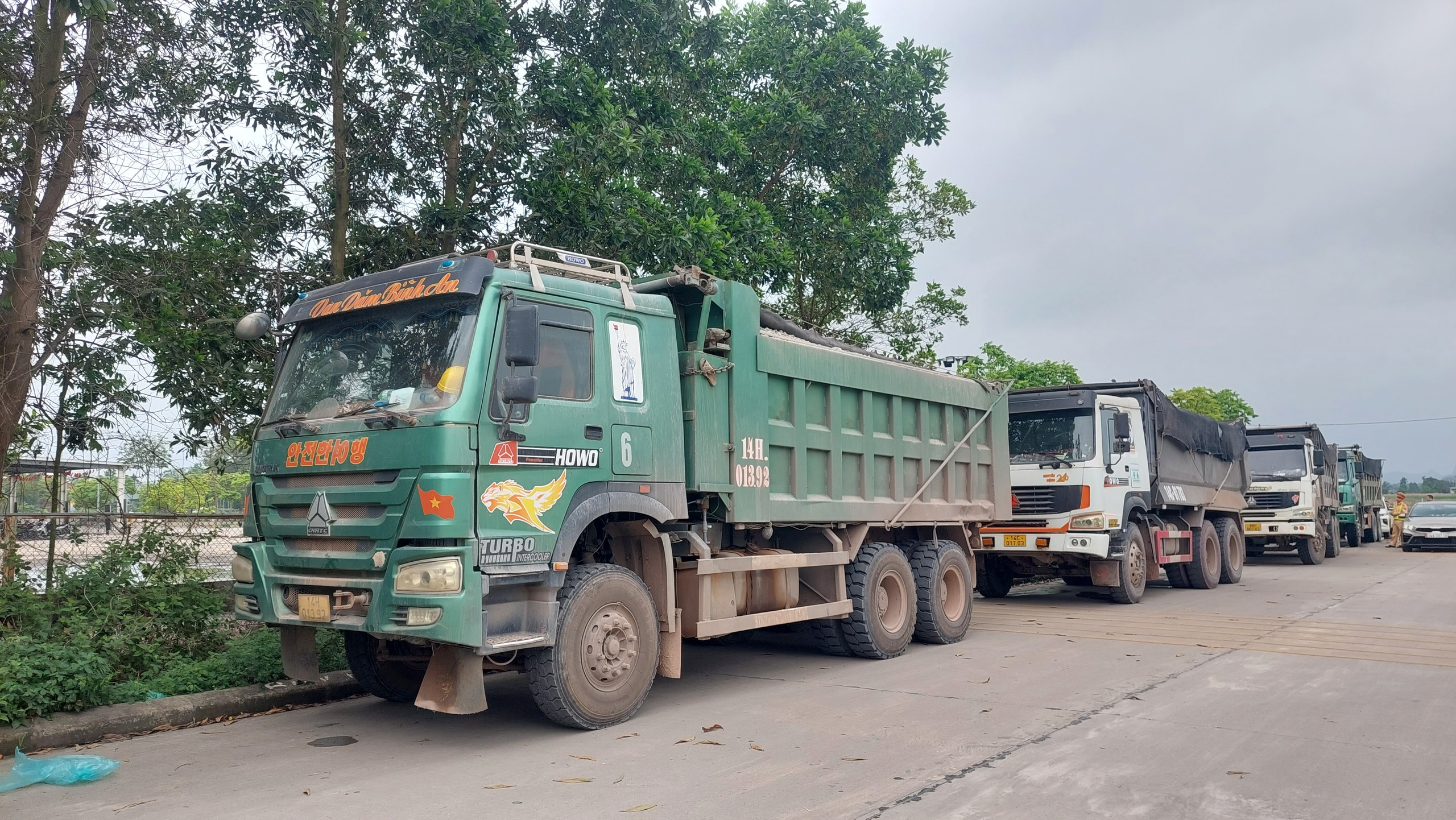 
Quảng Ninh: Chủ động, đồng bộ các giải pháp phòng ngừa TNGT 6 tháng cuối năm 2024- Ảnh 2.