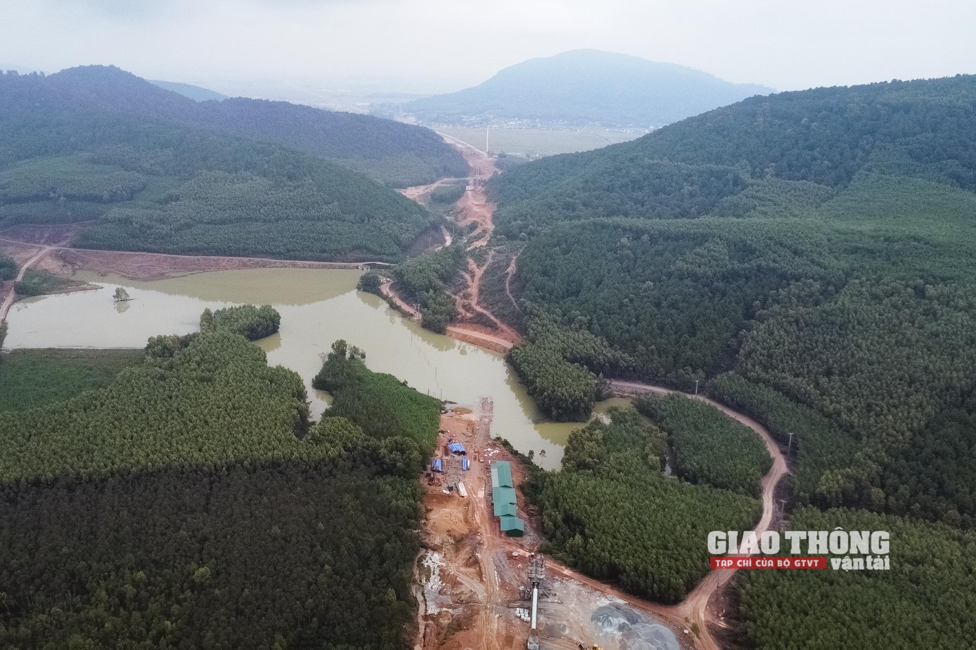 Bộ GTVT đã giải ngân hơn 20,5 nghìn tỷ đồng- Ảnh 1. Bộ GTVT đã giải ngân hơn 20,5 nghìn tỷ đồng- Ảnh 1.