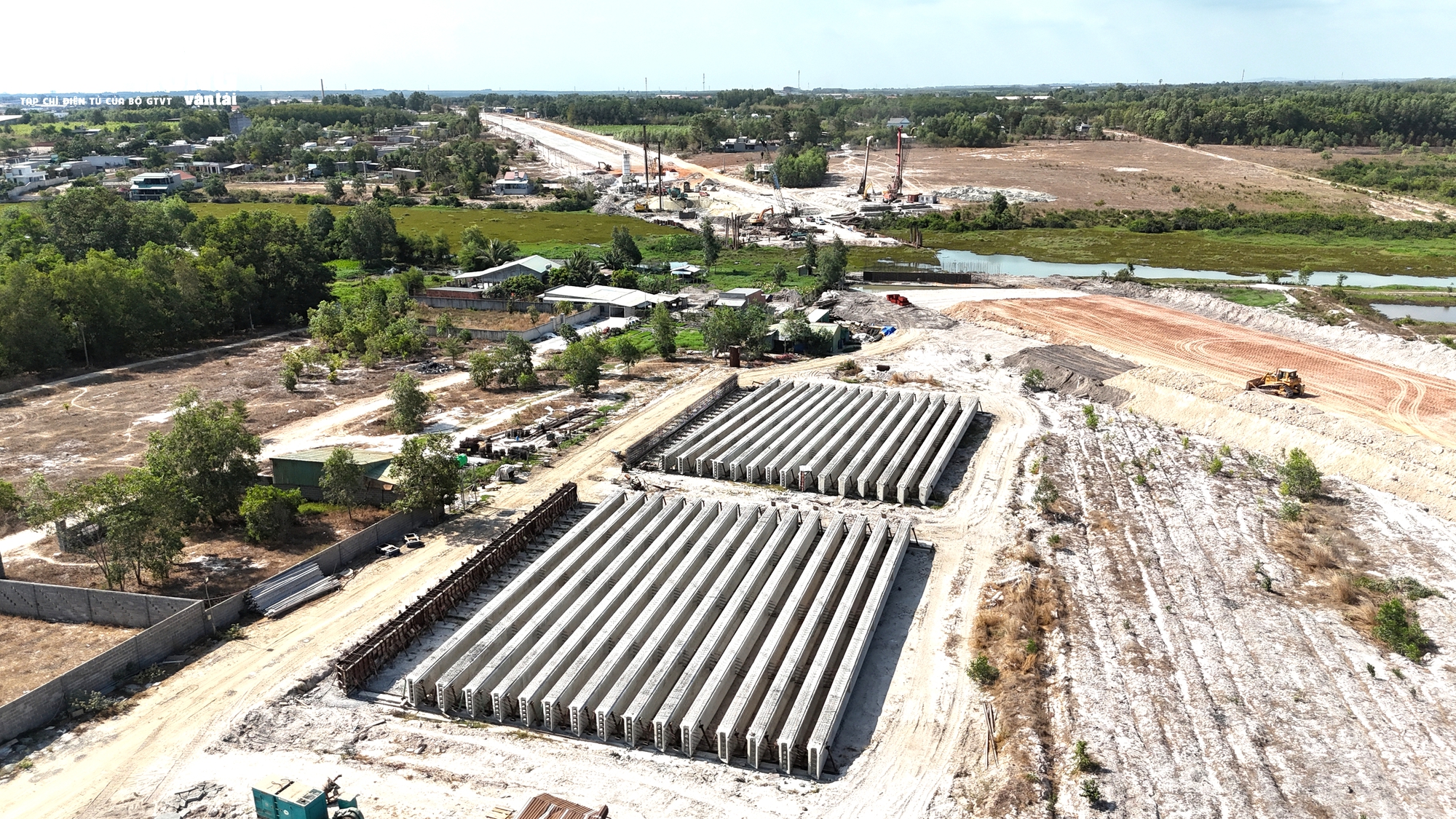 Thông tin về sự cố gãy nhiều phiến dầm khi thi công cầu trên cao tốc Biên Hoà - Vũng Tàu- Ảnh 3.