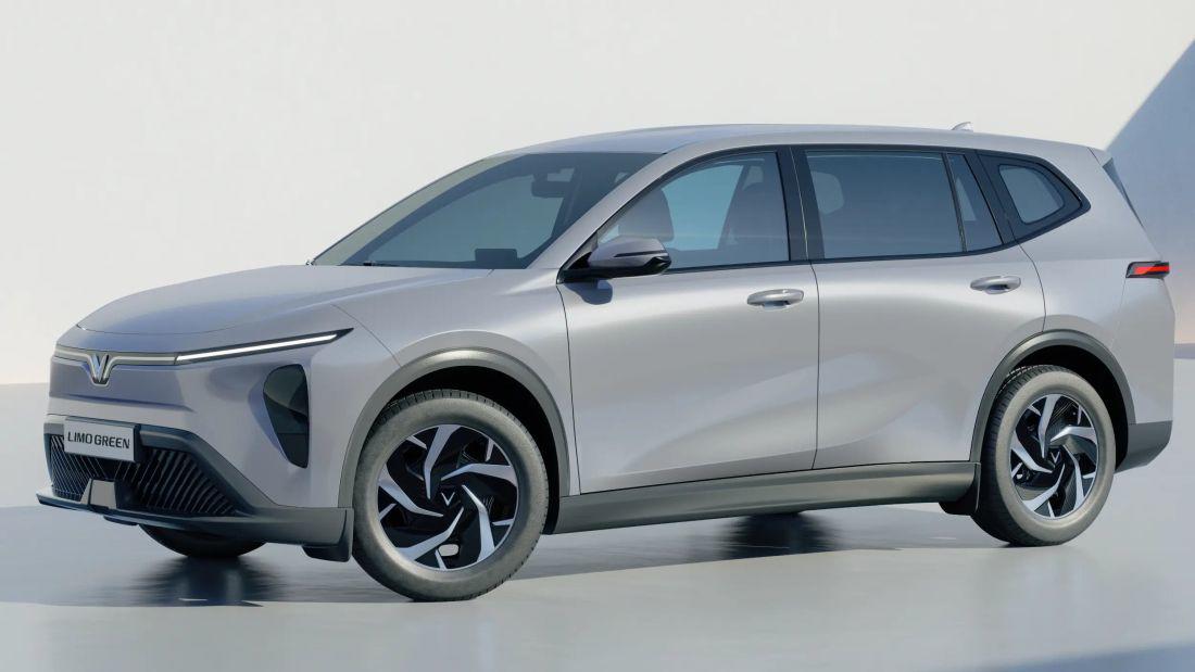 Xe 7 chỗ đua nhau giảm giá trước sự xuất hiện của VinFast Limo Green- Ảnh 1.