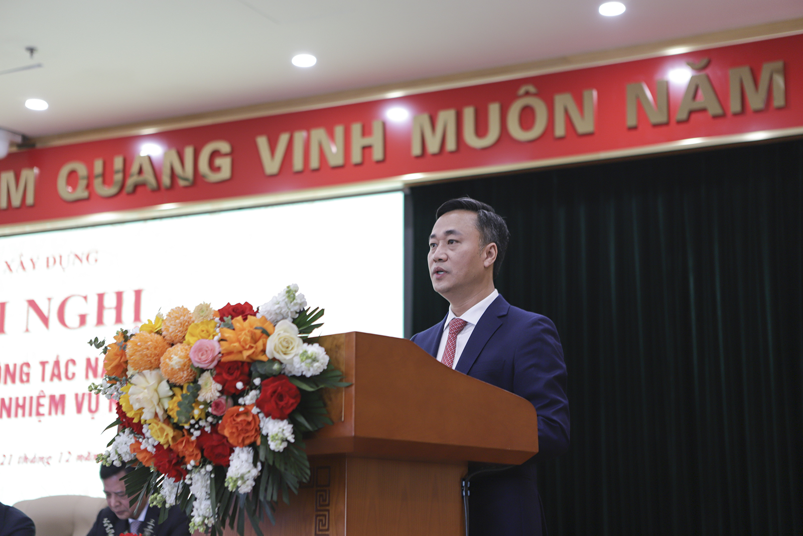 Nỗ lực hoàn thành các dự án hạ tầng giao thông trọng điểm- Ảnh 2. Nỗ lực hoàn thành các dự án hạ tầng giao thông trọng điểm- Ảnh 2.