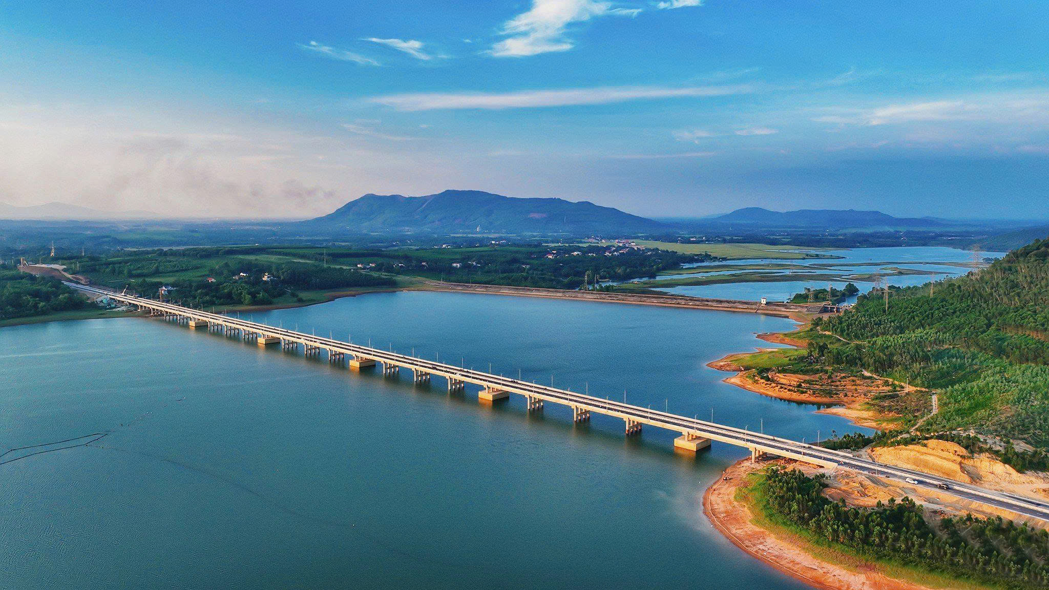 Dấu ấn VINACONEX trên hành trình hoàn thành 3.000 km cao tốc quốc gia- Ảnh 3.