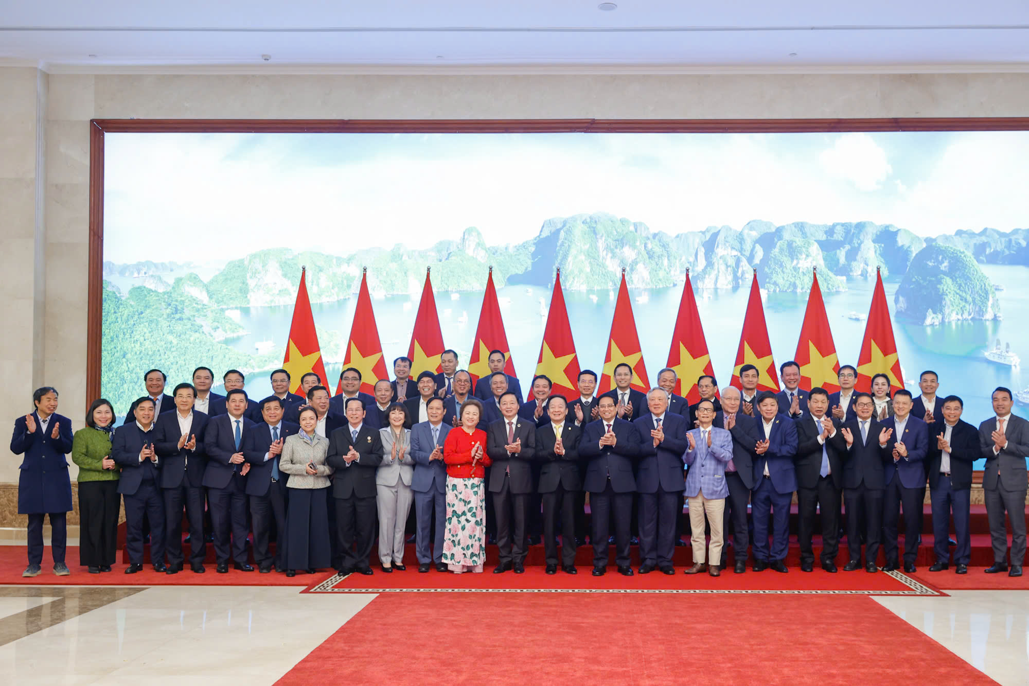 Chủ tịch Đèo Cả hiến kế để doanh nghiệp tư nhân phát triển đột phá- Ảnh 4. Chủ tịch Đèo Cả hiến kế để doanh nghiệp tư nhân phát triển đột phá- Ảnh 4.