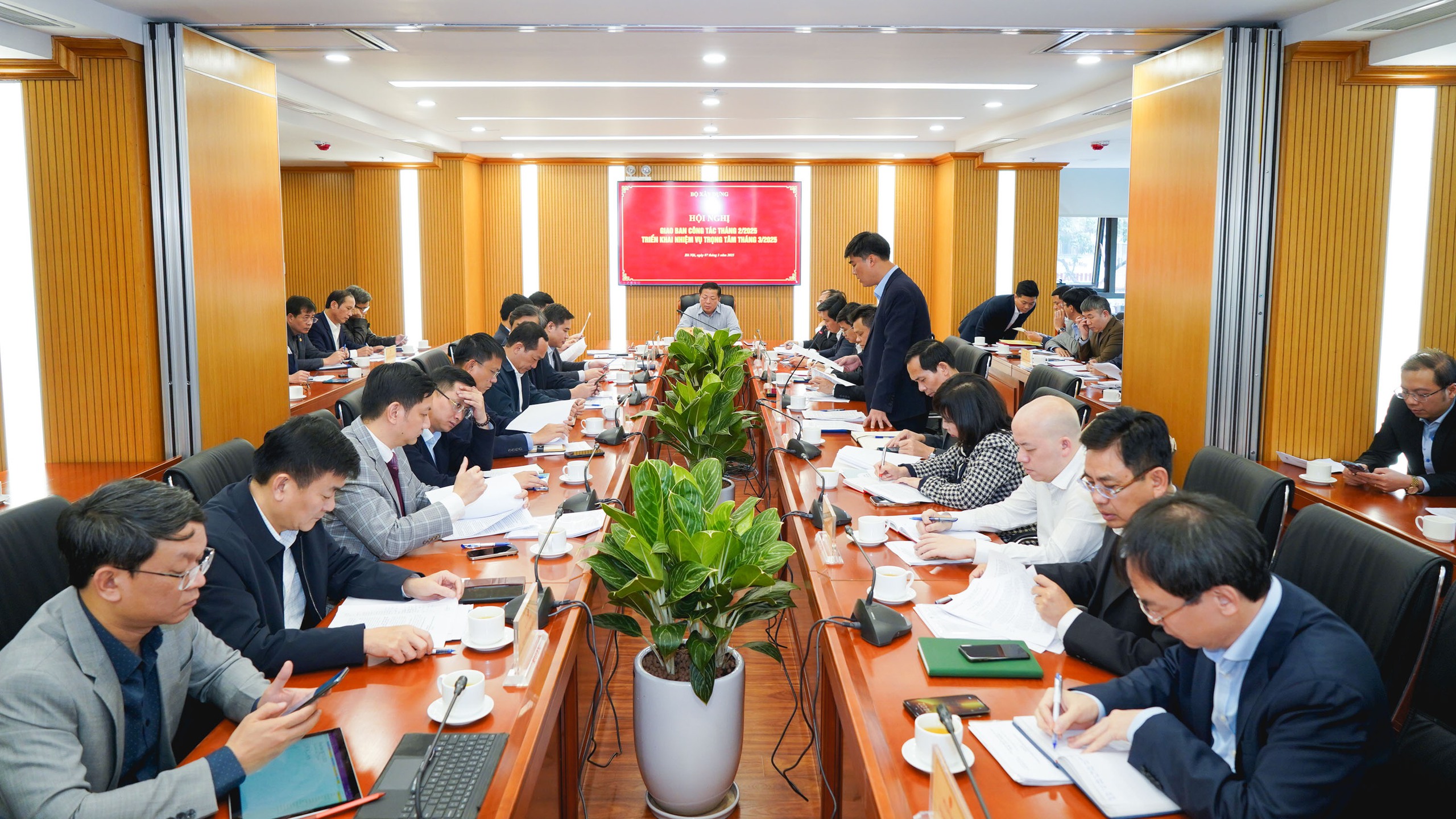 Bộ trưởng Trần Hồng Minh: 