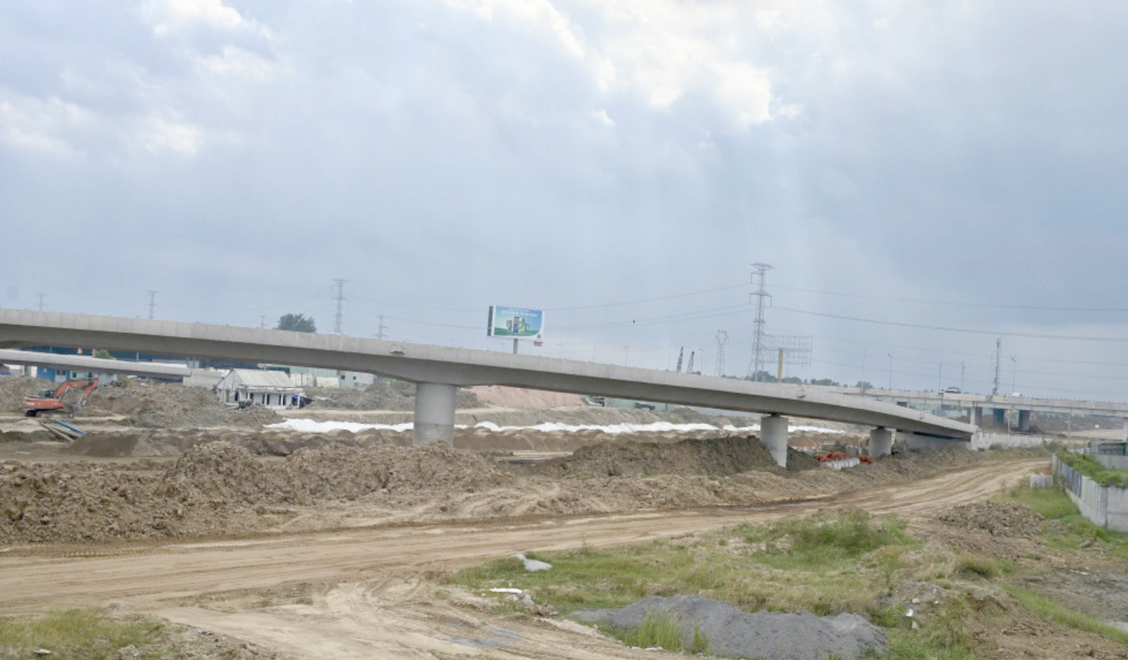 Dự án Vành đai 3 TP. HCM - Long An dự kiến thông xe kỹ thuật vào ngày 2/9 - Ảnh 1.