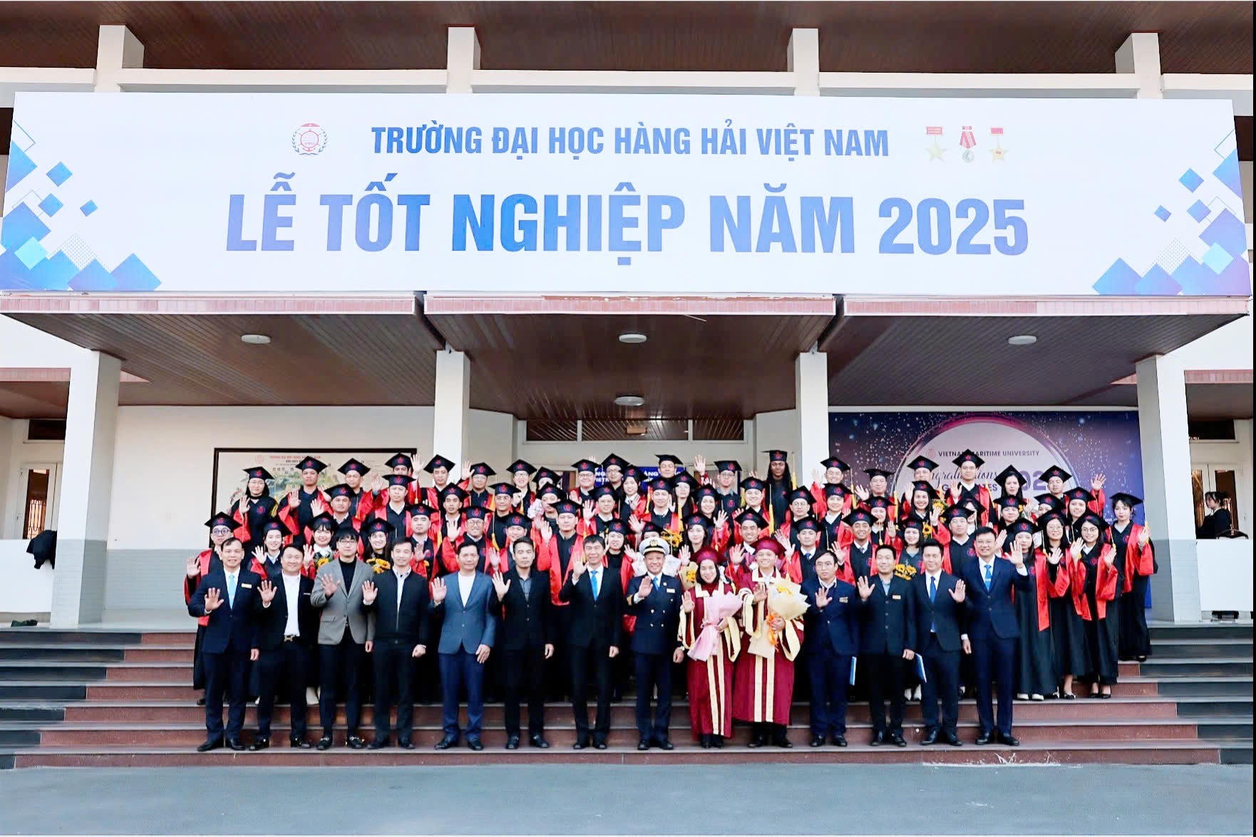  Viện Đào tạo Sau đại học: Dấu ấn 30 năm xây dựng và phát triển  - Ảnh 3.