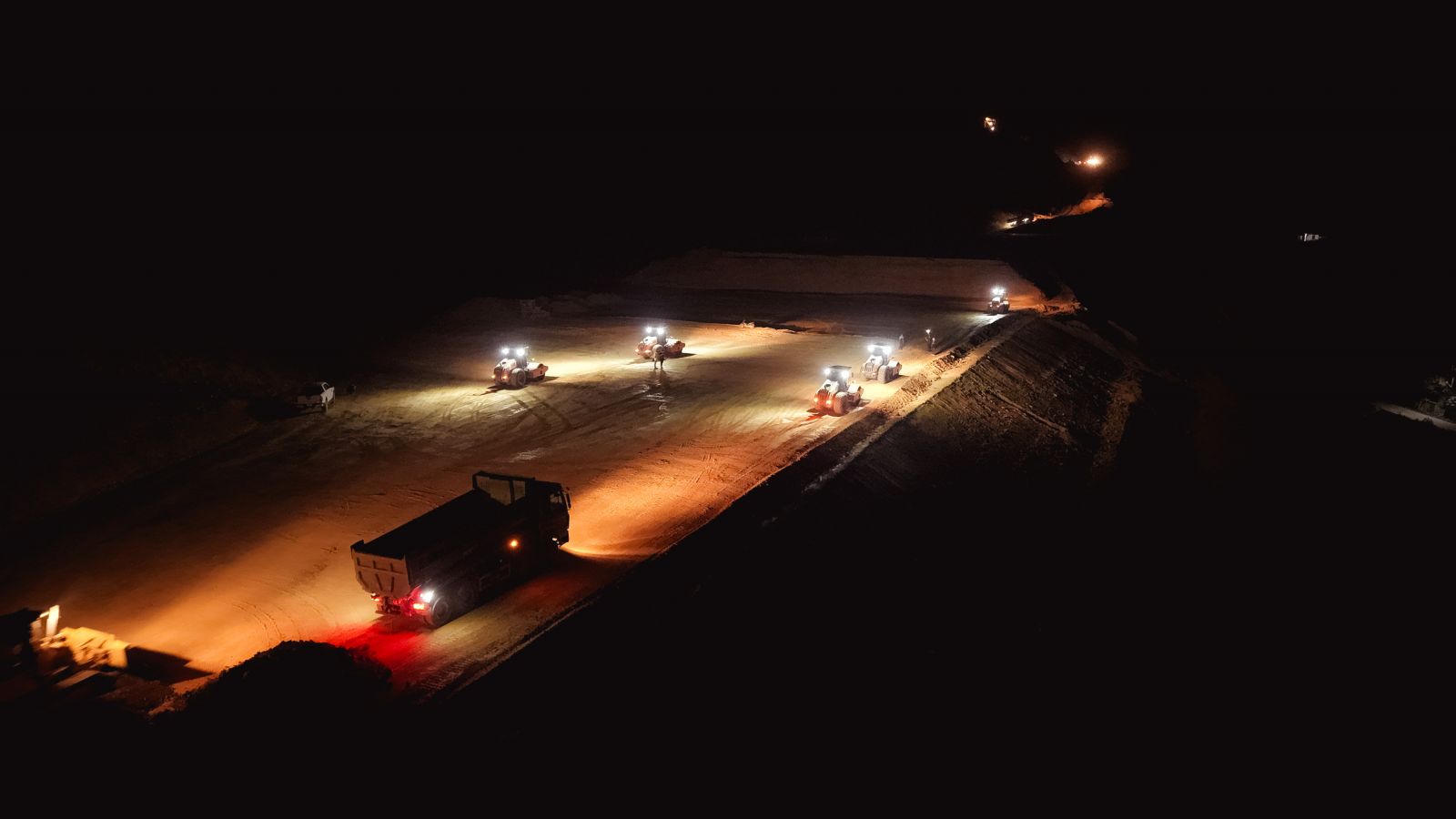 Nhiều doanh nghiệp giao thông cam kết bảo hành đường cao tốc đến hết vòng đời dự án- Ảnh 6.