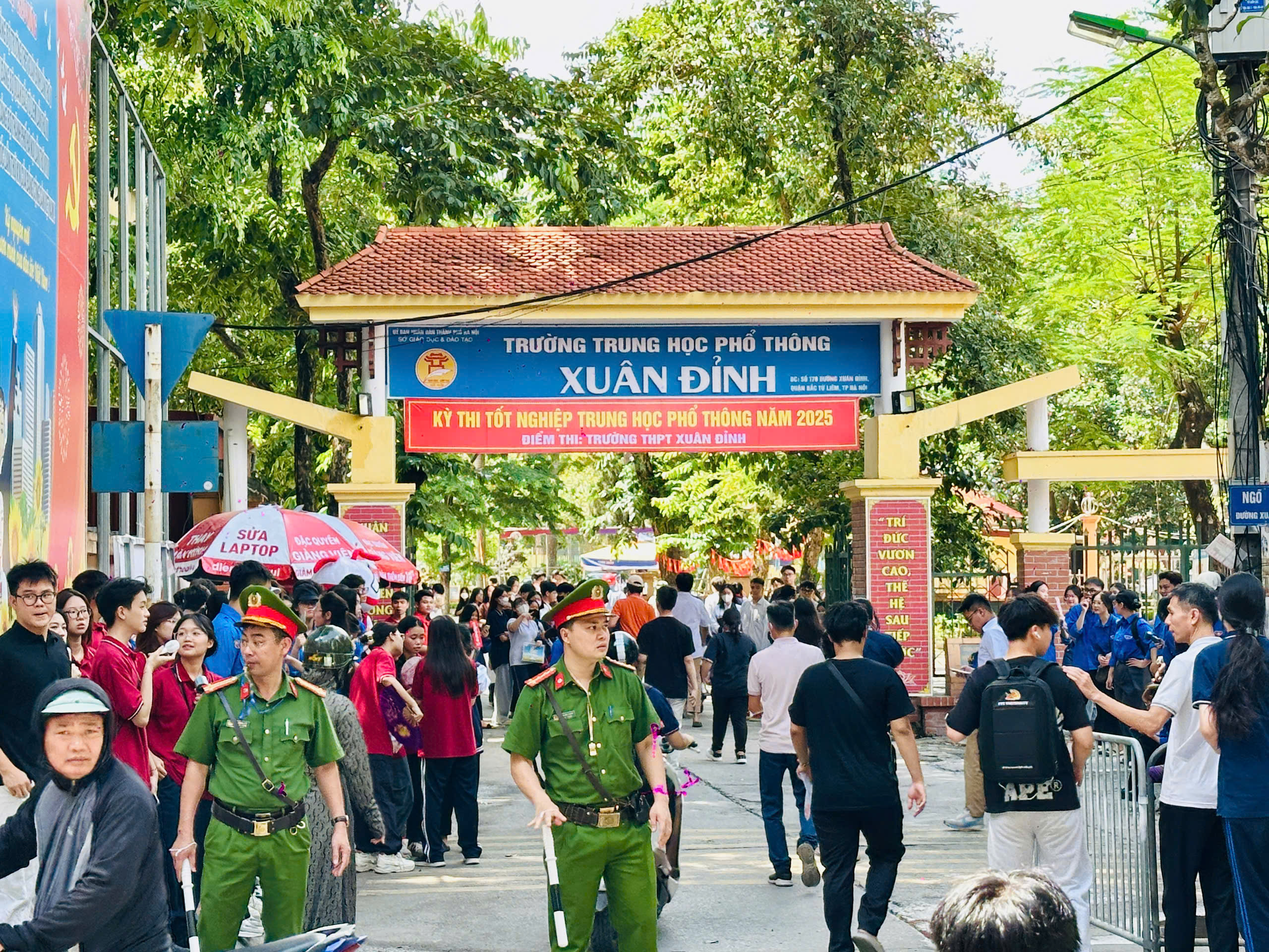 Bảo đảm giao thông an toàn trong suốt thời gian diễn ra kỳ thi tốt nghiệp trung học - Ảnh 1.