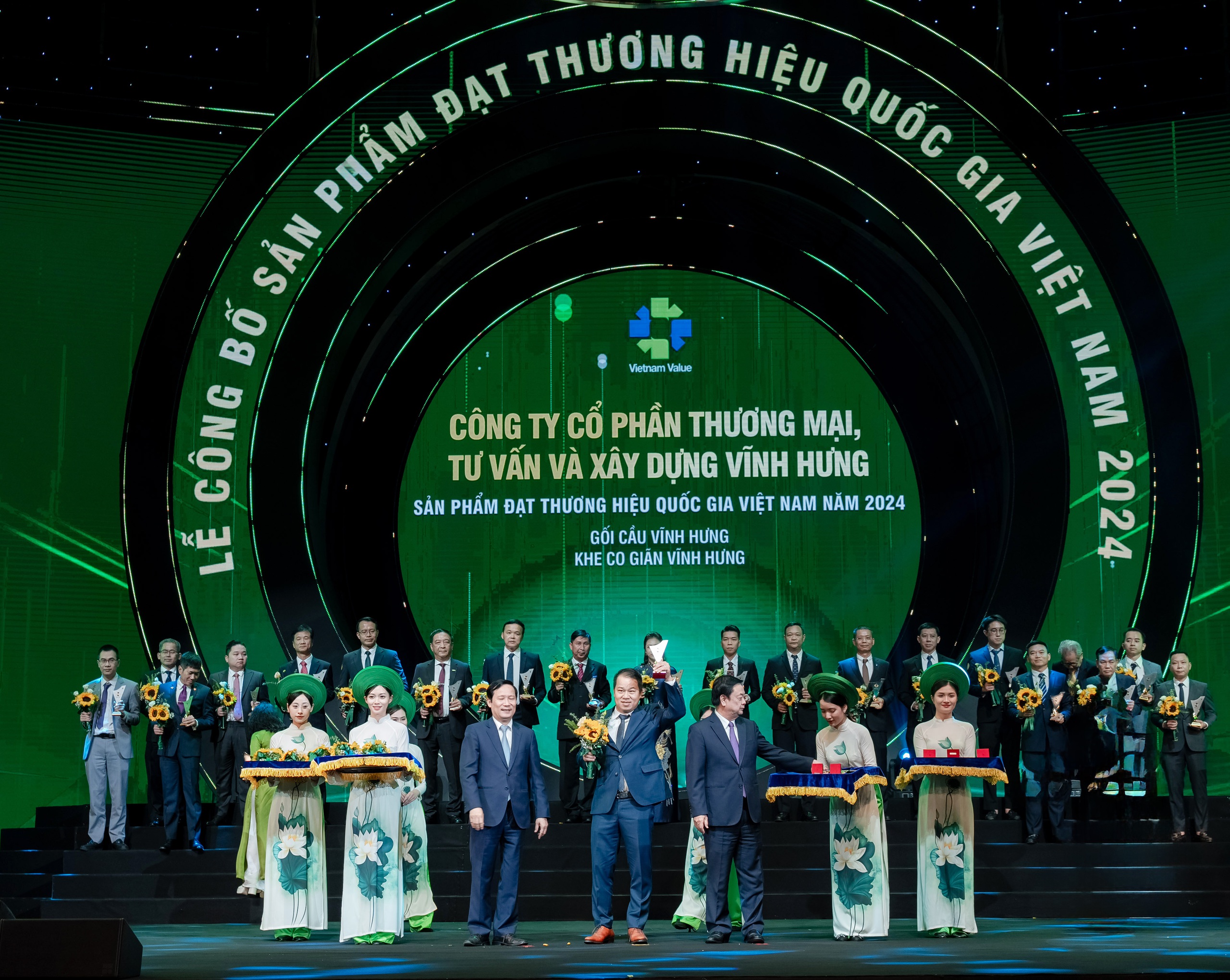 Ngành đường sắt bùng nổ, cơ hội vàng cho doanh nghiệp Việt - Ảnh 2.