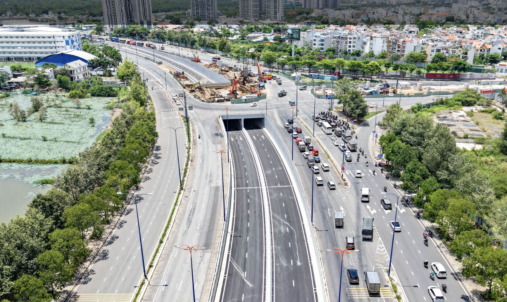 TP.HCM tìm giải pháp giảm ùn tắc khu vực cảng Cát Lái và cầu Phú Mỹ - Ảnh 3.