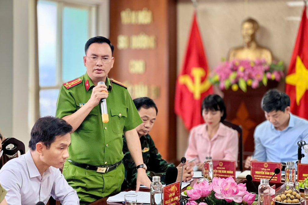 Quảng Ninh họp báo thông tin vụ đắm tàu du lịch trên vịnh Hạ Long- Ảnh 3. Quảng Ninh họp báo thông tin vụ đắm tàu du lịch trên vịnh Hạ Long- Ảnh 3.