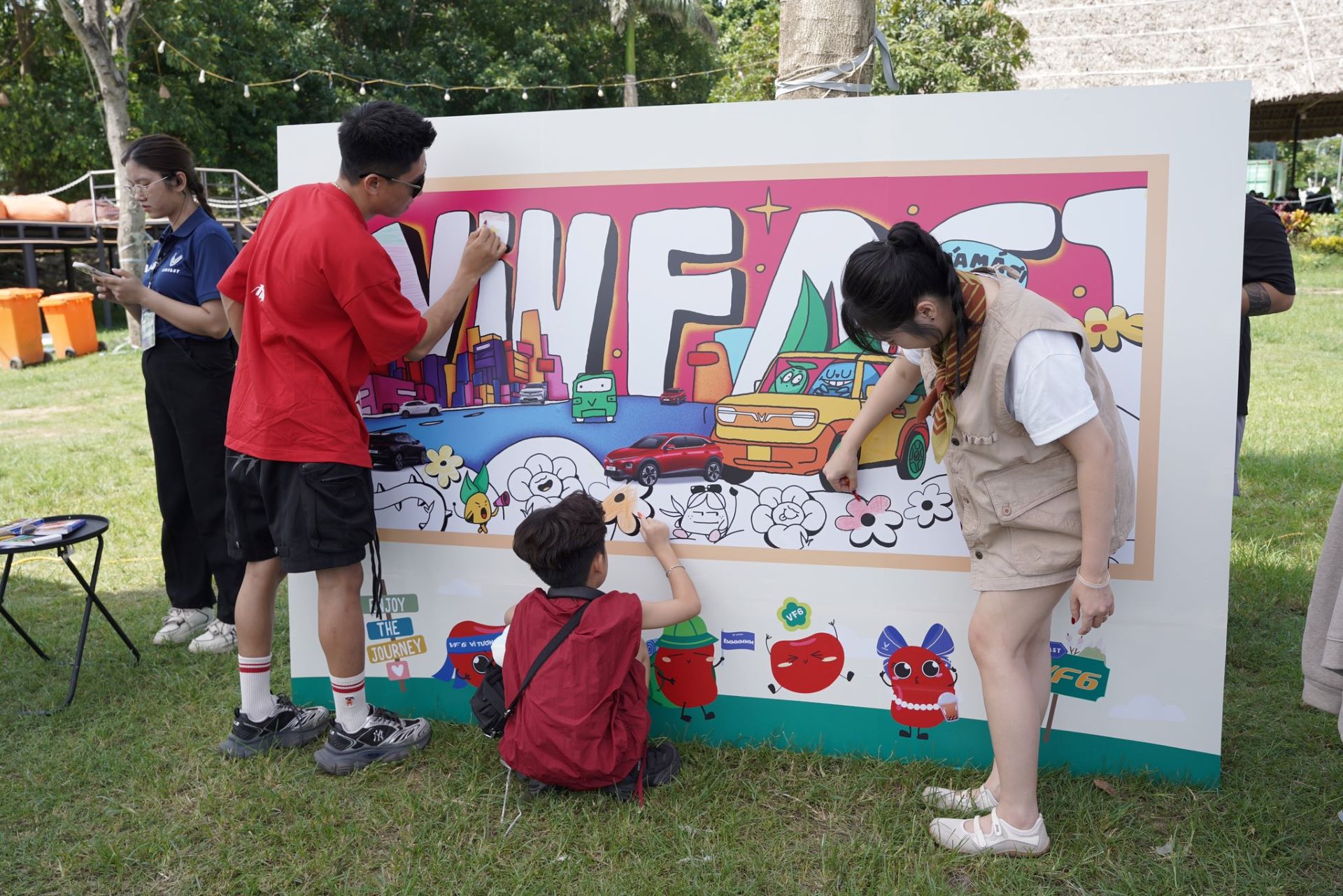 Chỉ còn 10 ngày để nộp đơn tham gia cuộc thi marketing hot nhất năm “Kiến tạo Việt Nam Xanh” - Ảnh 2.