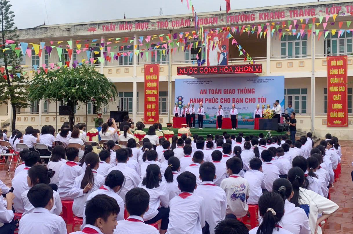 Quảng Ninh: Quyết liệt xử lý vi phạm ATGT ở khu vực nông thôn, miền núi  - Ảnh 1.