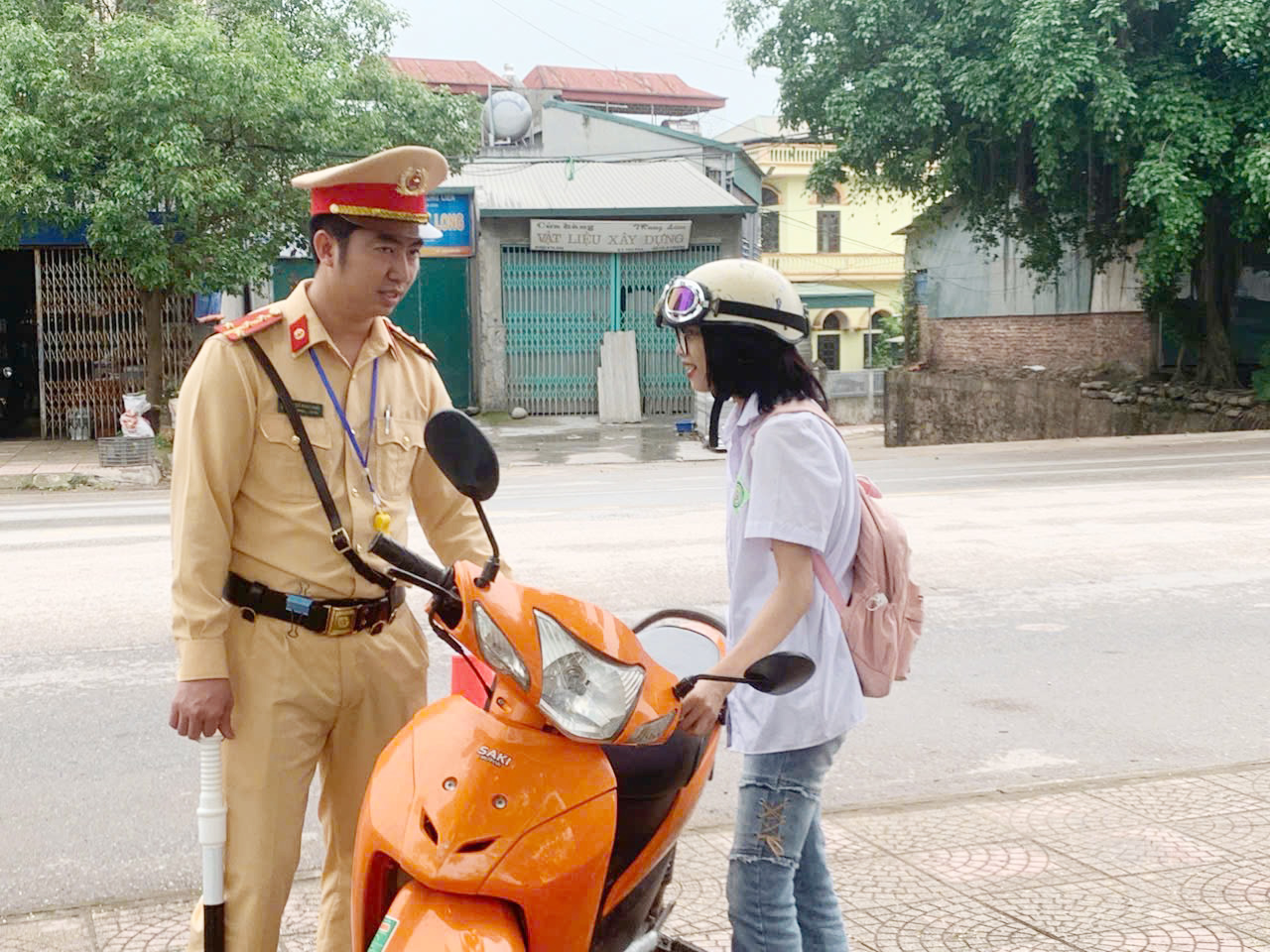 Quảng Ninh: Quyết liệt xử lý vi phạm ATGT ở khu vực nông thôn, miền núi  - Ảnh 2.