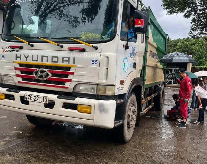 Đắk Lắk: Xe thu gom rác gây tai nạn khiến một học sinh lớp 6 tử vong thương tâm- Ảnh 1.