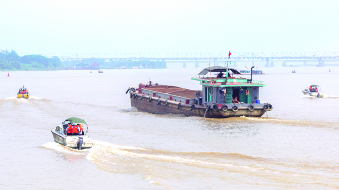 Đảm bảo sự bình yên trên sông nước luôn được lực l