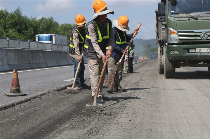 Sủa chữa cao tốc Đà nẵng - Quảng Ngãi