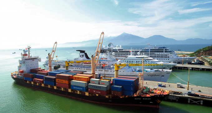 Cang Tien Sa - Da Nang