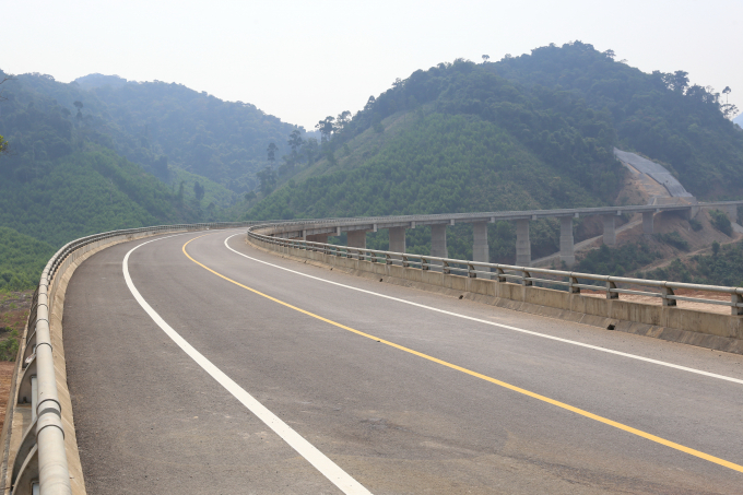 2019.06.05 Cao tốc La Son - Tuy Loan (TTXVN) (32)