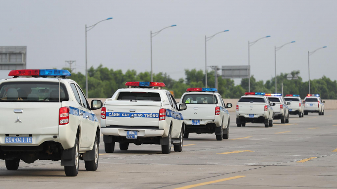 CSGT ra quan Tong kiem soat