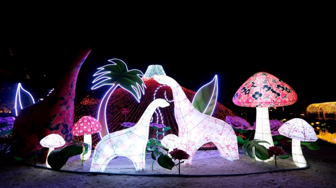 0B51D1A9-E2A9-4E5D-BC42-B211E3FE0492.