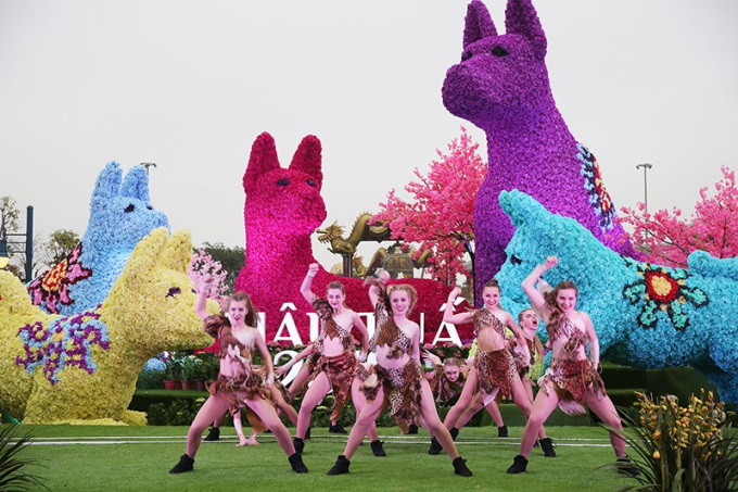 FAA41232-4394-4599-BB4B-1F648649D07D.