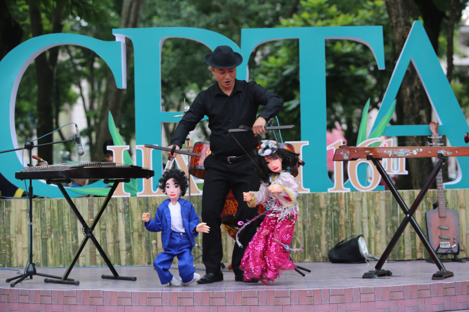 Anh 6 - Cac chuong trinh nghe thuat dac sac va doc