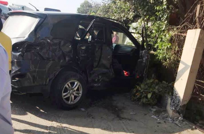 9CD32EDD-2C05-45EC-B2CE-109B9D8749CC.