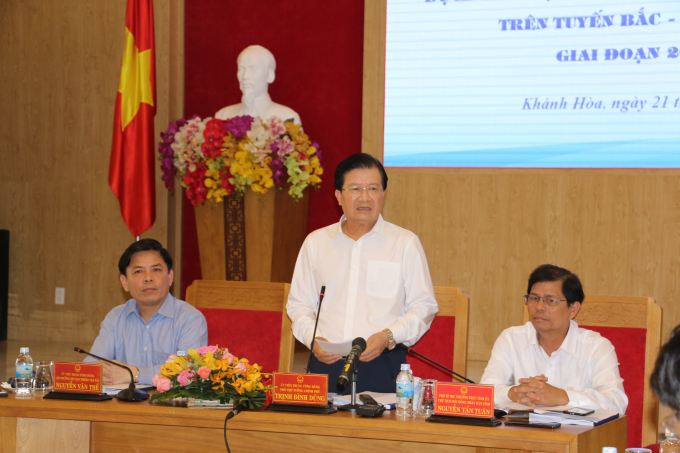 4EA8F3BC-1E1E-44F6-9F45-0492F30A8E74.