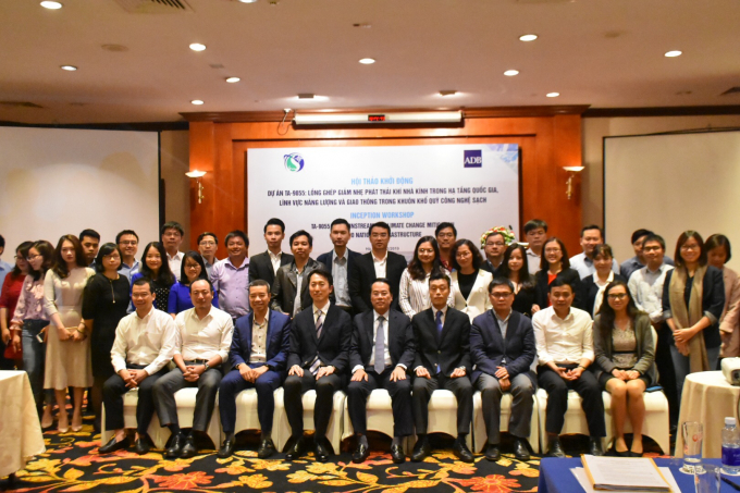 2FB94943-C491-4D63-82F3-1D6108D70A80.