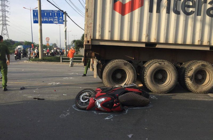 1E4E6DD2-CC60-4476-AF7A-66A66642B55F.