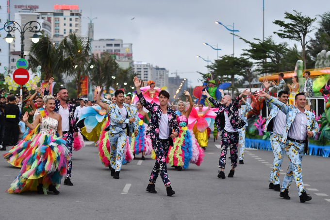 Carnaval Halong GĐ 1 (1)