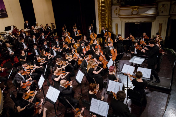 Dan nhac Giao huong Mat Troi